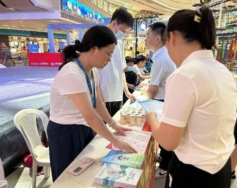 福州高新區(qū)市場監(jiān)管局開展 福州市網(wǎng)絡餐飲服務管理辦法 宣傳活動