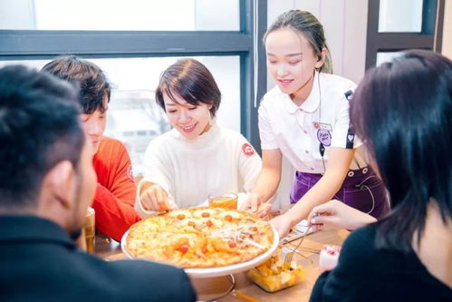 挑戰(zhàn)吧太空 主題餐廳登陸西安必勝客 巨大的比薩星球 你來打卡了嗎